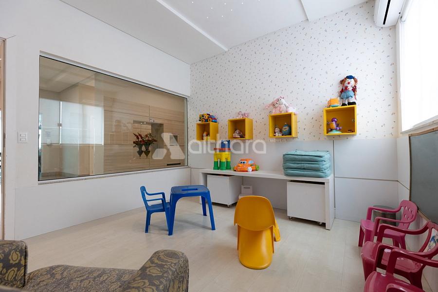 Apartamento no Edif�cio Torre de Lyon em Balne�rio Cambori� 31