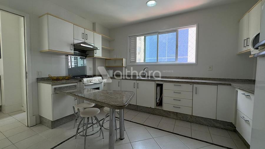 Apartamento Mobiliado no Edificio Arthur Fischer em Balneário Camboriú — foto 12