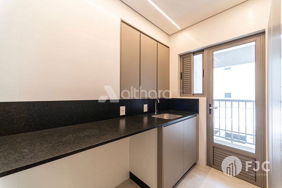 Apartamento Decorado no Edifício Opera Tower em Balneário Camboriú — foto 34