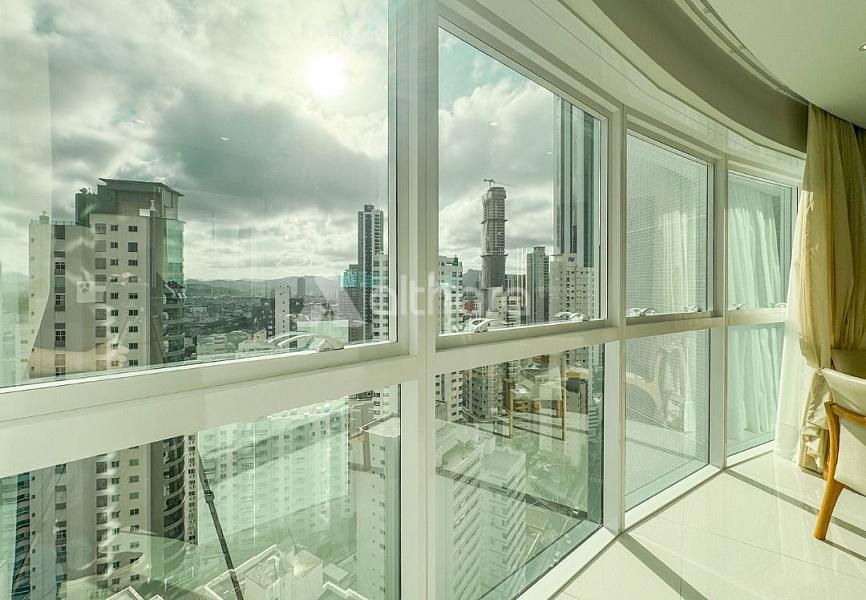 Apartamento Mobiliado no Edifício Magnifique Tower em Balneário Camboriú — foto 16