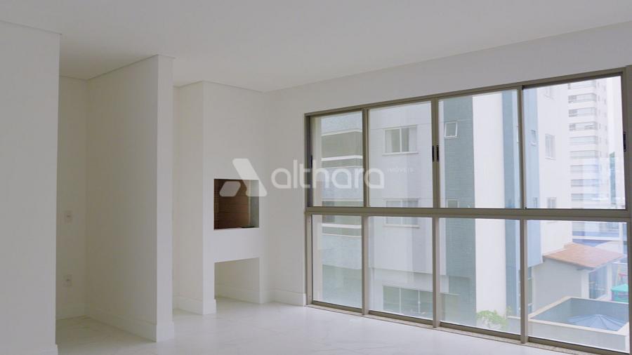 Apartamento no Edifício Las Brisas em Balneário Camboriú — foto 2