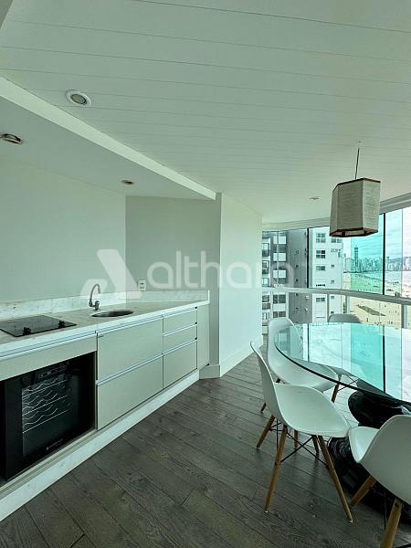Apartamento no Edificio Cidade Firenze em Balneário Camboriú — foto 8