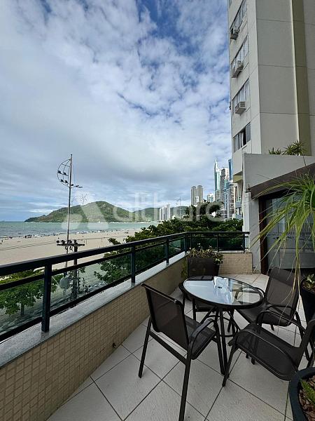 Apartamento no Edificio Cidade Firenze em Balneário Camboriú — foto 30