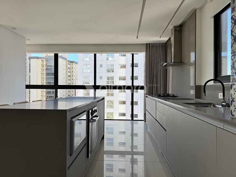 Apartamento no Edifício Boulevard em Balneário Camboriú — foto 2