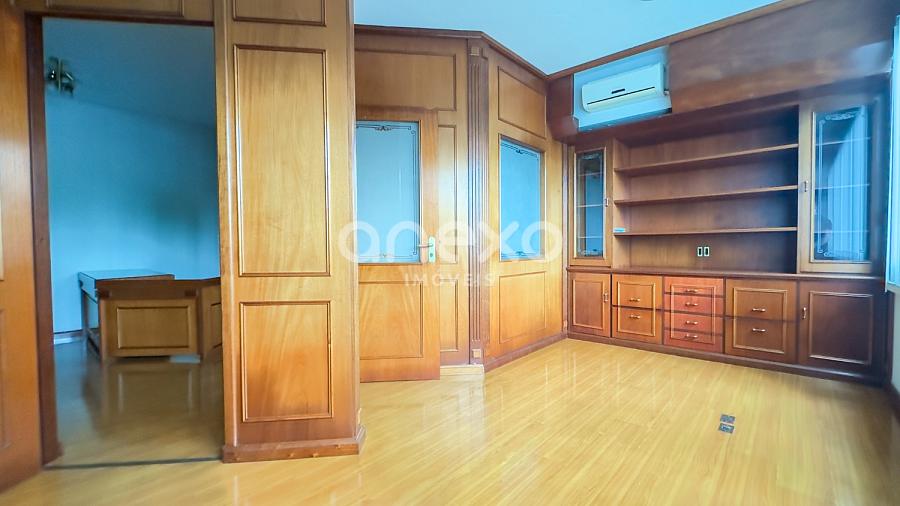 Sala Comercial para Alugar em Blumenau � 100m� com M�veis Sob Medida e Vaga de Garagem, Ideal para Escrit�rio de Advocacia 2