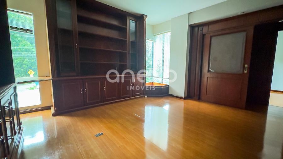 Sala Comercial para Alugar em Blumenau � 100m� com M�veis Sob Medida e Vaga de Garagem, Ideal para Escrit�rio de Advocacia 6
