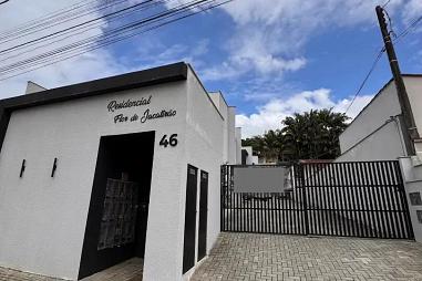 Sobrado com 3 quartos à venda, 77m², 2 banheiros, 1 garagem - Santa Catarina - Joinville