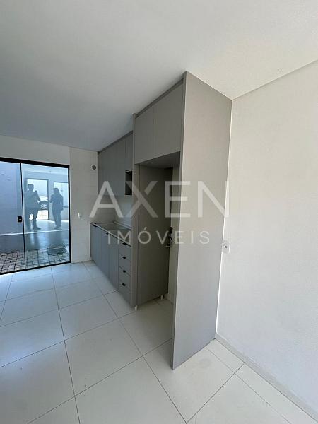 Sobrado com 3 quartos à venda, 77m², 2 banheiros, 1 garagem - Santa Catarina - Joinville — foto 3