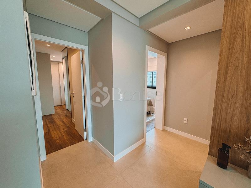 3 su�tes, mobiliado e decorado - Centro, Cambori� 42