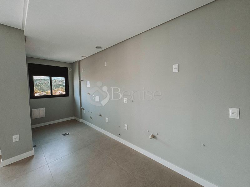 3 su�tes, living integrado e 2 vagas - Centro, Cambori� 30