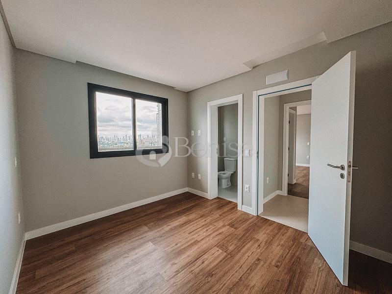 3 su�tes, living integrado e 2 vagas - Centro, Cambori� 39