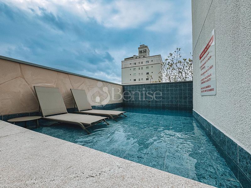 2 su�tes, living integrado e 1 vaga - Centro, Cambori� 28