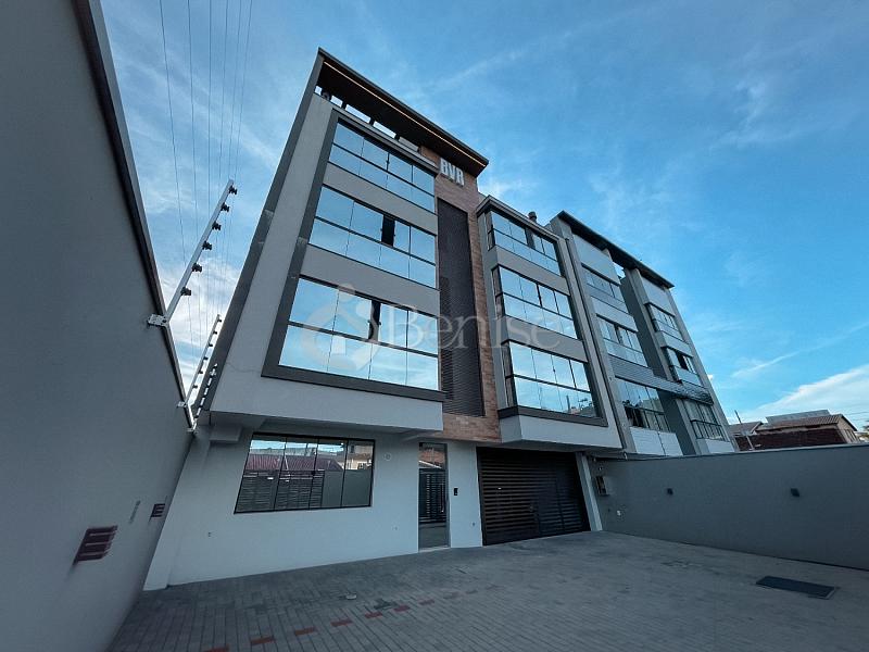 3 dormit�rios, churrasqueira e 2 vagas privativas - Centro, Cambori� 1