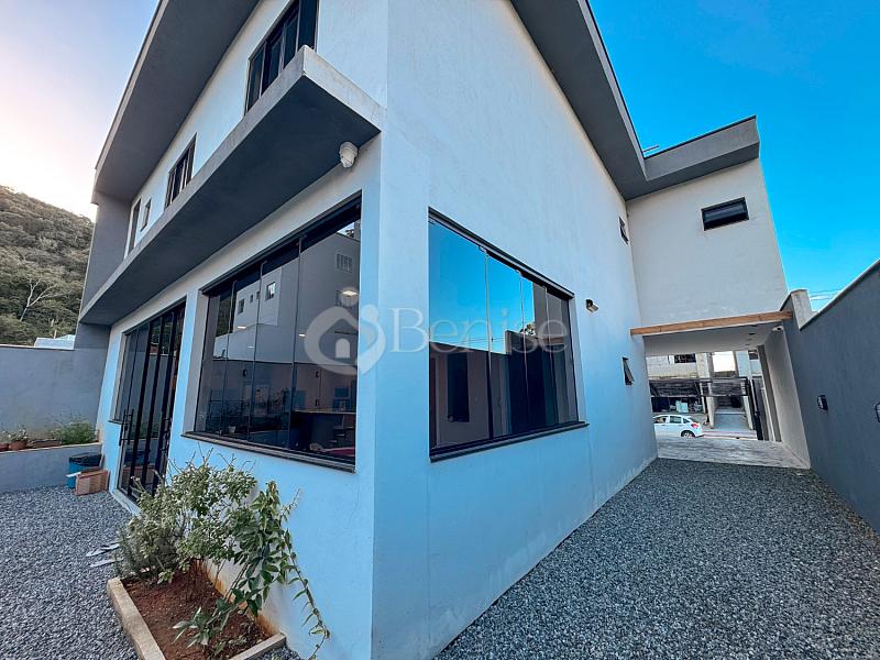 3 su�tes, piscina com prainha e 4 vagas - Rio Pequeno, Cambori� 19