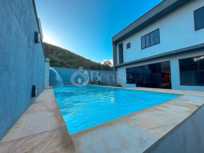 3 su�tes, piscina com prainha e 4 vagas - Rio Pequeno, Cambori� 21