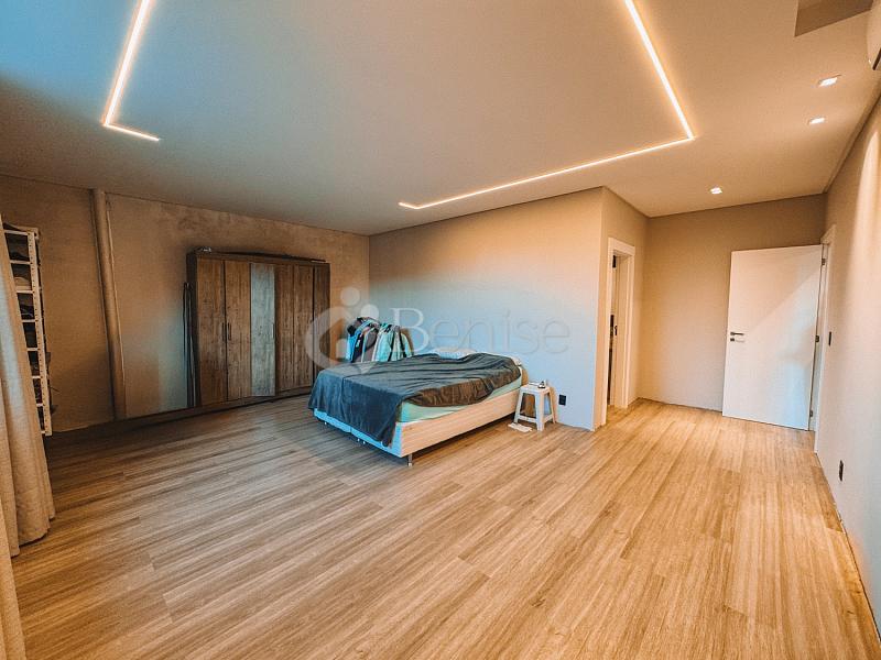 3 su�tes, piscina com prainha e 4 vagas - Rio Pequeno, Cambori� 26