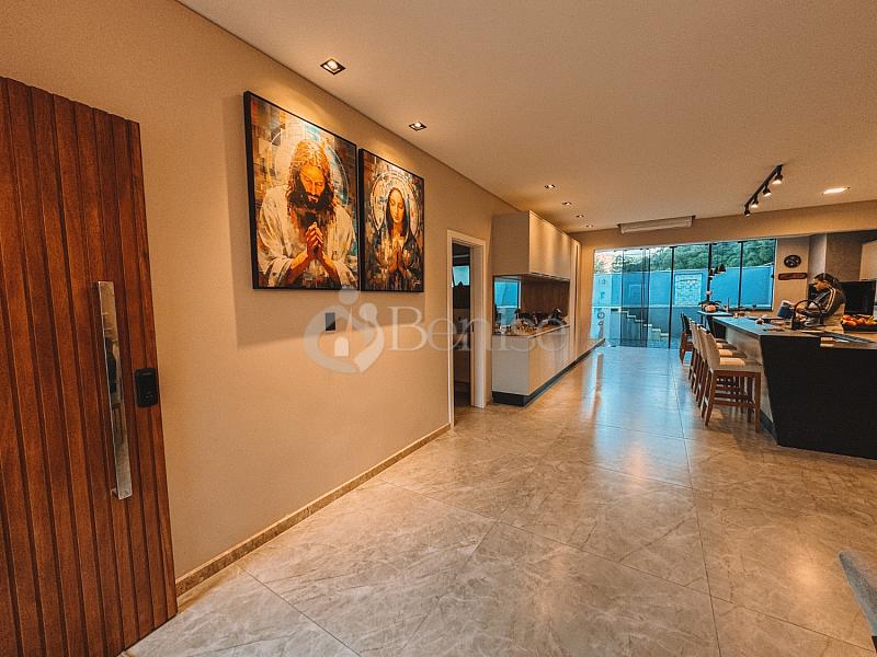 3 su�tes, piscina com prainha e 4 vagas - Rio Pequeno, Cambori� 5
