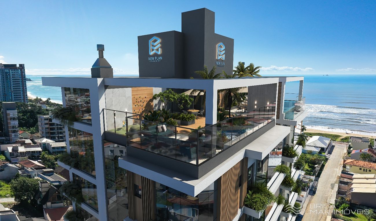 3 suítes, piscina, quadra mar em Balneário Piçarras