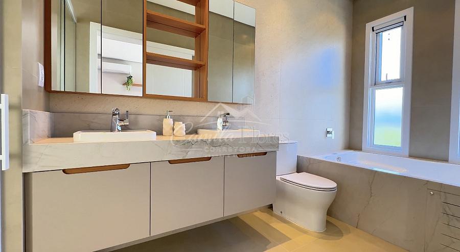 Casa � venda 3 Suites no condom�nio Reserva das Aguas Torres/RS 21
