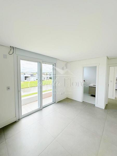 Casa � venda 4 Suites semi mobiliada no condom�nio Reserva das Aguas Torres/RS 3