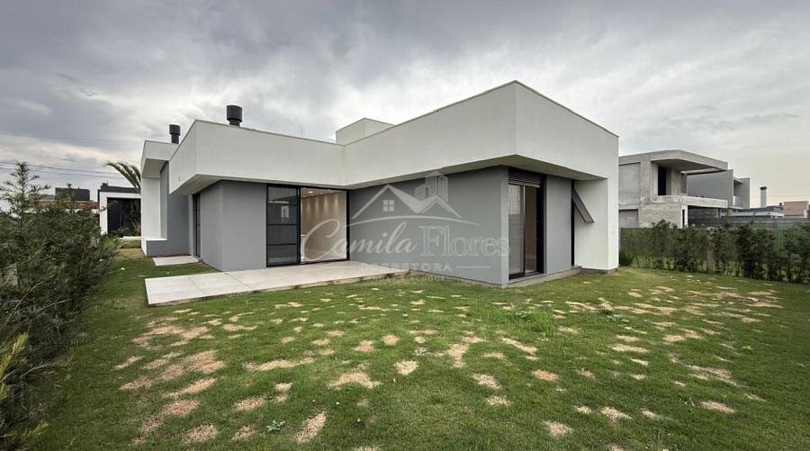 Casa � venda 3 Suites fundos lago no condom�nio Reserva das Aguas Torres/RS 20