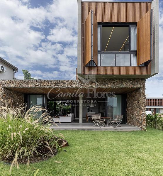 Sobrado � venda 4 Suites no condom�nio Ilhas Park Torres/RS 26