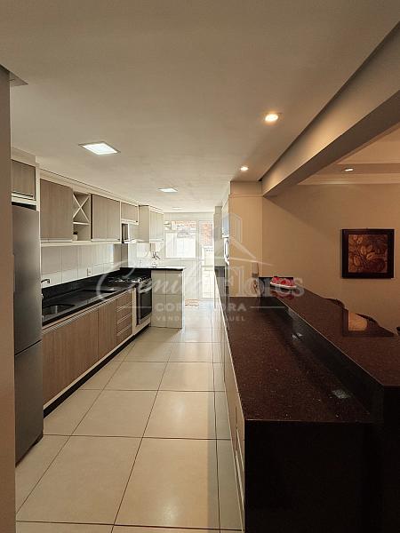 Apartamento 2 dormitorios, sendo 1 suite no centro de Torres/RS 4