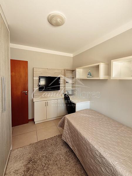 Apartamento 2 dormitorios, sendo 1 suite no centro de Torres/RS 7