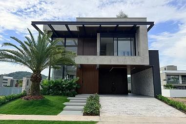 Casa em condomínio Reserva da pedra com 4 suítes e piscina privativa, Palhoça/SC