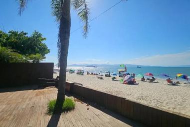 CASA FRENTE MAR NA CACHOEIRA DO BOM JESUS