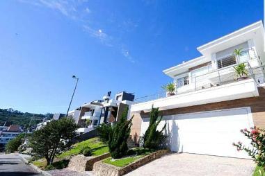 Casa de Condomínio com 3 quartos à venda, 416m², 5 banheiros, 2 garagens - João Paulo - Florianópolis