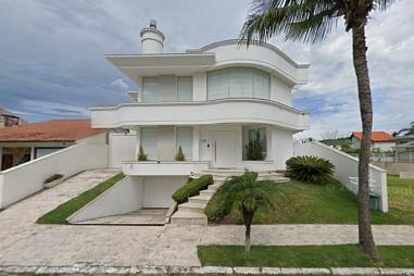 Casa com 4 quartos à venda, 834m², 5 banheiros, 8 garagens - Jurerê - Florianópolis