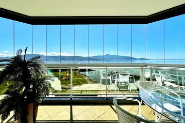 Apartamento com 3 quartos à venda, 300m², 5 banheiros, 3 garagens - Coqueiros - Florianópolis