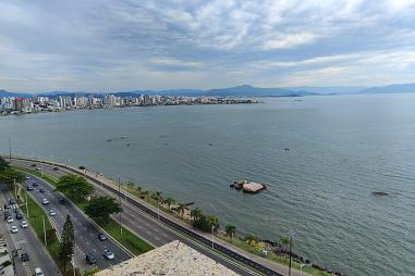 Apartamento com 5 quartos à venda, 457m², 6 banheiros, 3 garagens - Centro - Florianópolis