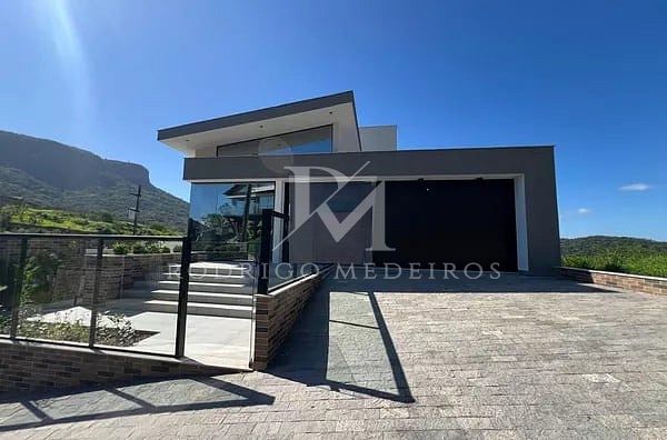 Casa Com 3 Suítes - Pedra Branca, Palhoça-SC