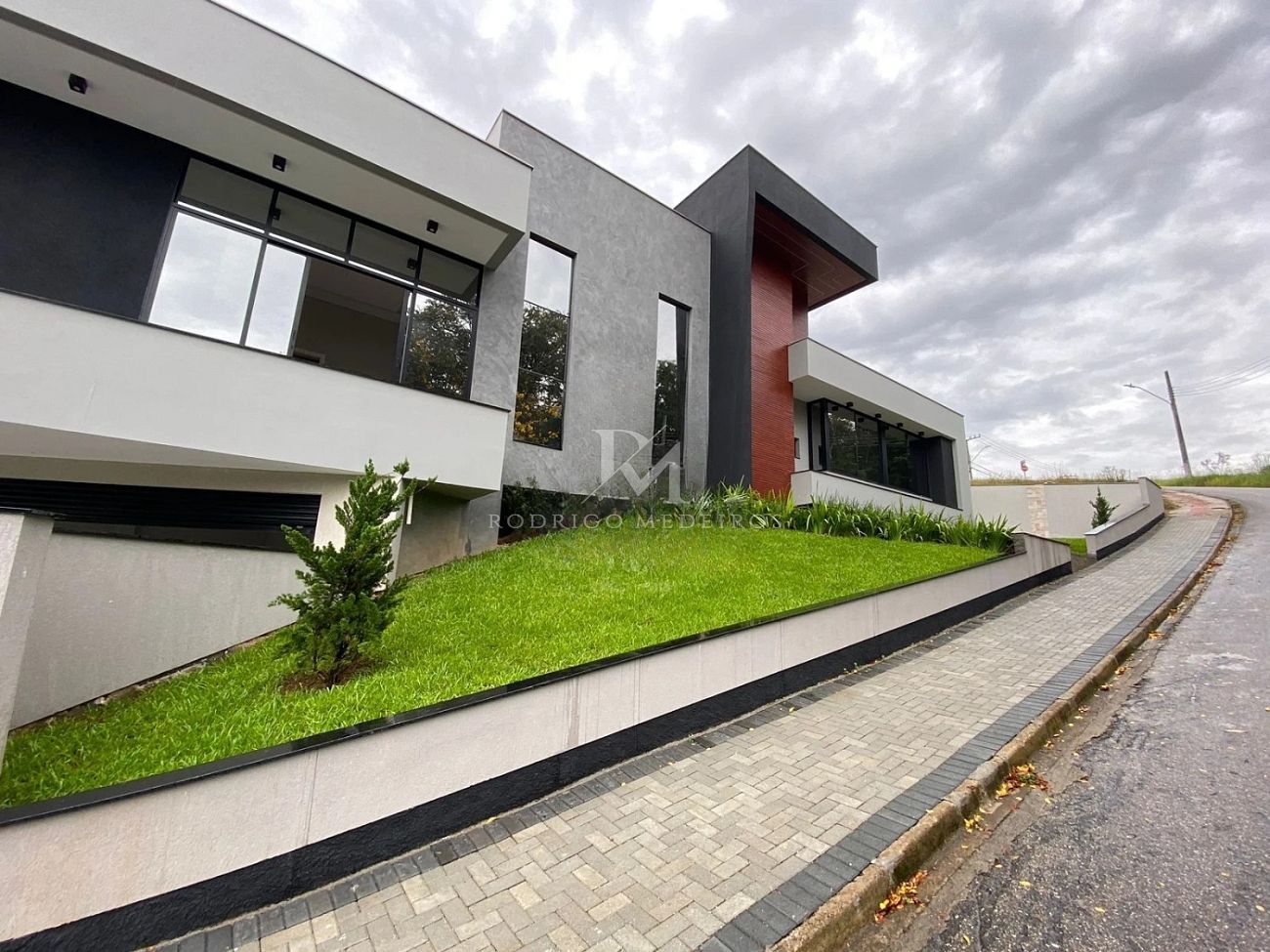 Casa 3 Dormitórios ( 2 Suítes) - Pedra Branca, Palhoça/SC