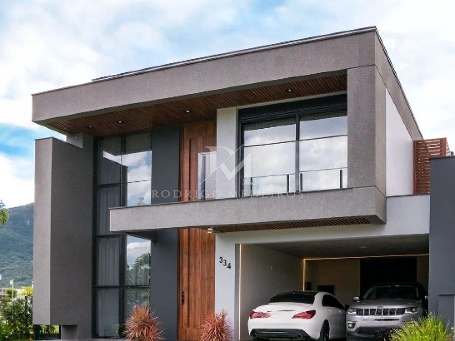 Casa mobiliada de 3 suítes à venda na Pedra Branca, Palhoça