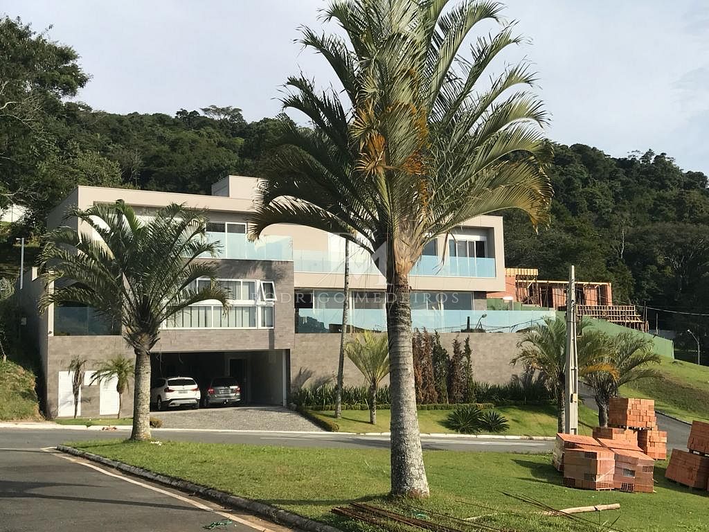 Casa com 4 suítes à venda na Barra, Balneário Camboriú/SC