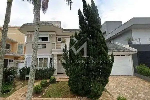Casa de alto padrão com 4 suítes e 610m² privativos, Jurerê internacional, Florianópolis/SC