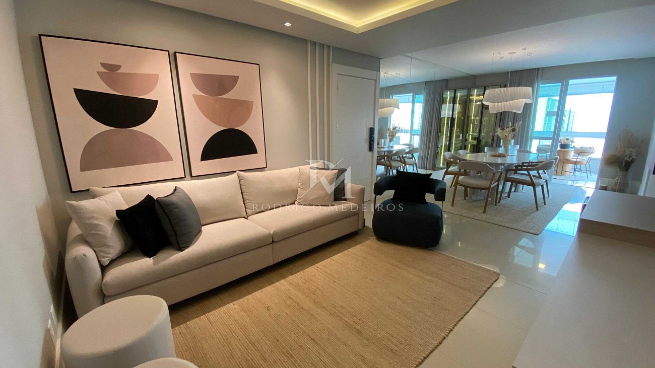 Apartamento à venda no Dimora Del Sole em Itapema, 3 dormitórios, Quadra Mar