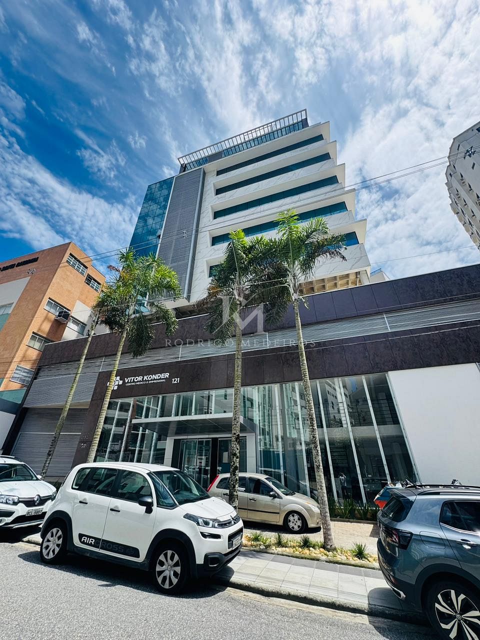 Cobertura comercial à venda no Centro de Florianópolis