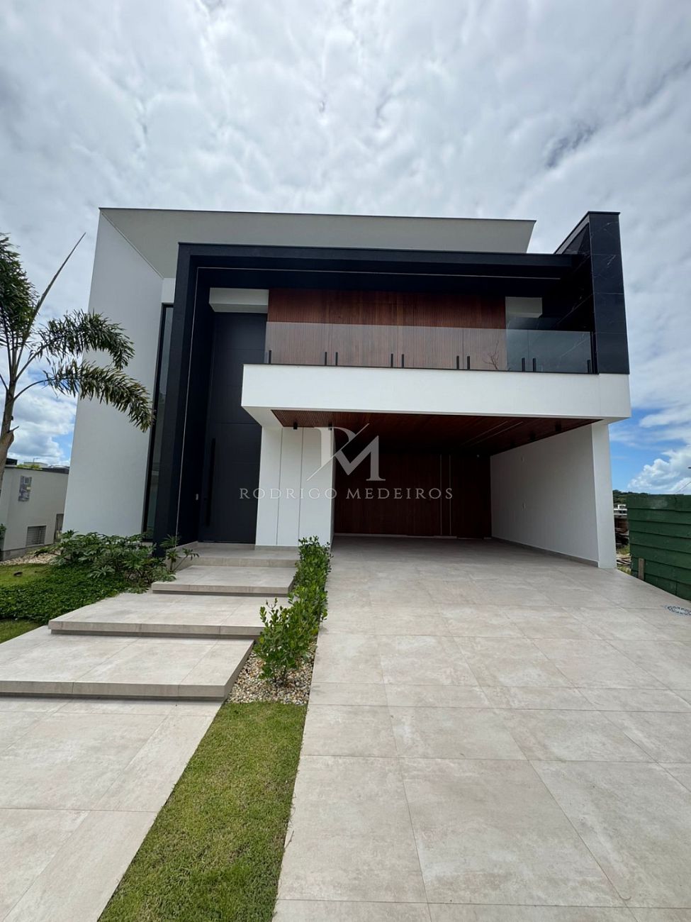 Casa em condomínio com 3 suítes na Pedra Branca, Palhoça-SC