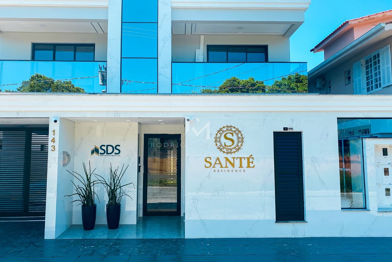 Apartamento com 3 quartos a 150 metros da Praia, Governador Celso Ramos