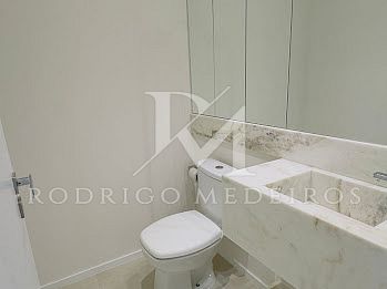 Apartamento com 3 suítes à venda no Edifício Dom Arthur, Centro de Itapema