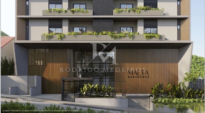 Apartamento com 2 dormitórios e suíte à venda no Centro de Florianópolis