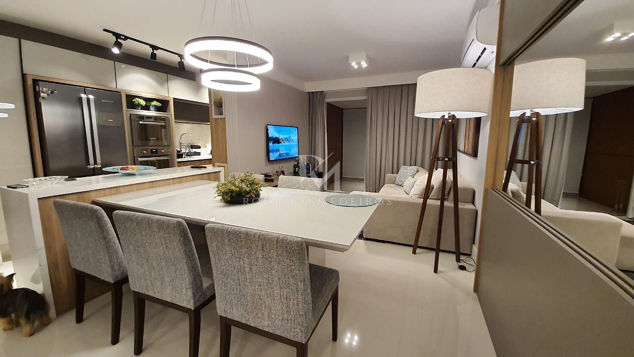 Apartamento mobiliado com 2 suítes na Beiramar Norte, Florianópolis