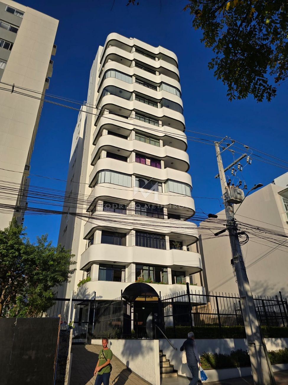 Apartamento exclusivo com 4 quartos no Centro de Florianópolis