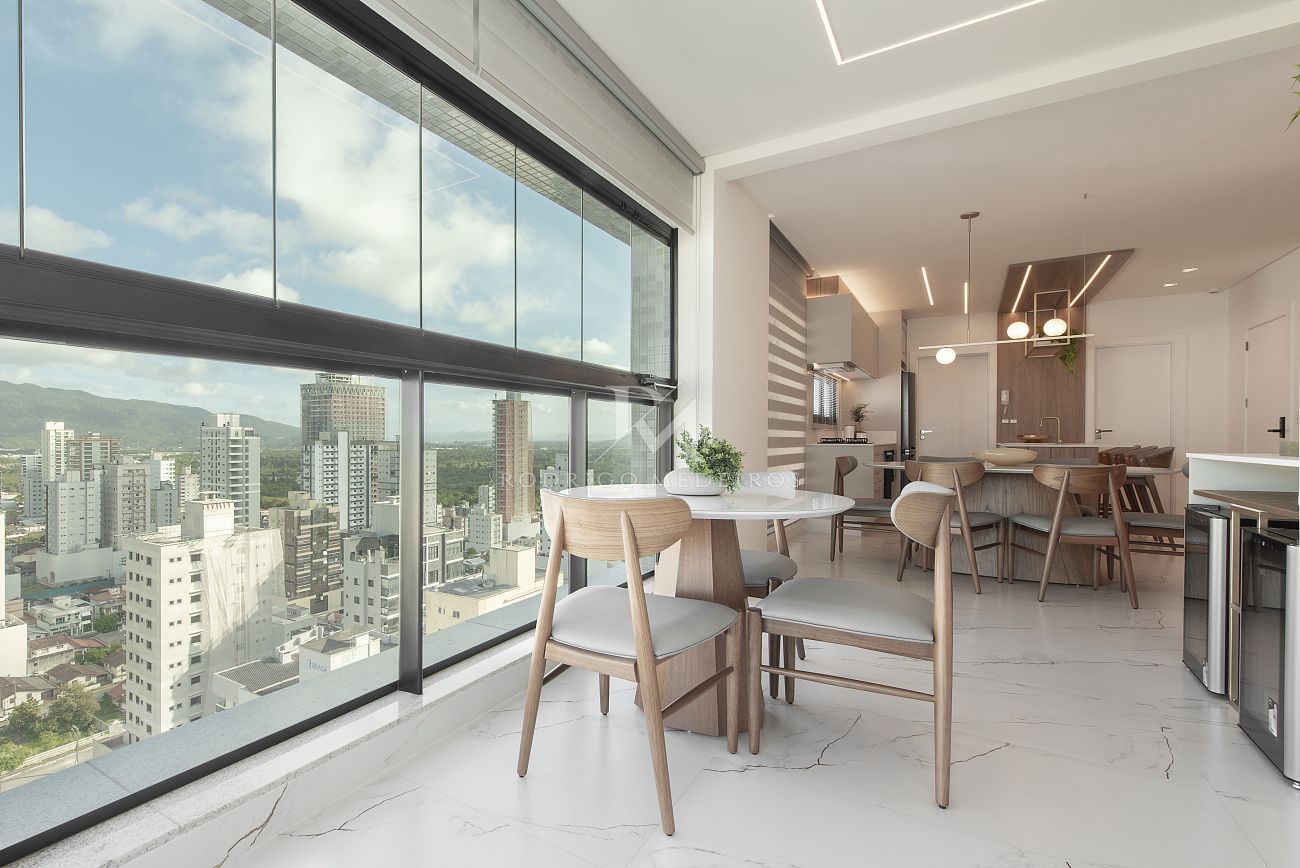 Apartamento de 3 suítes à venda em Meia Praia, Itapema