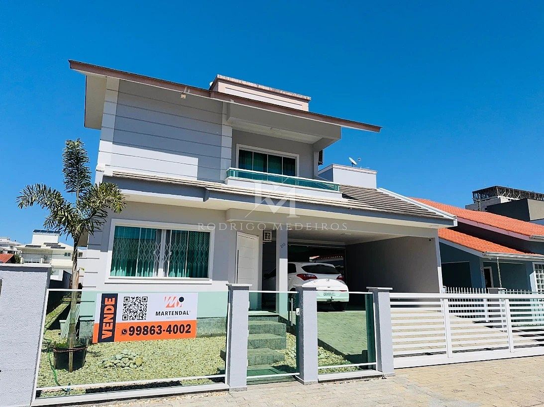 Casa com 4 quartos e suíte na Pedra Branca, Palhoça
