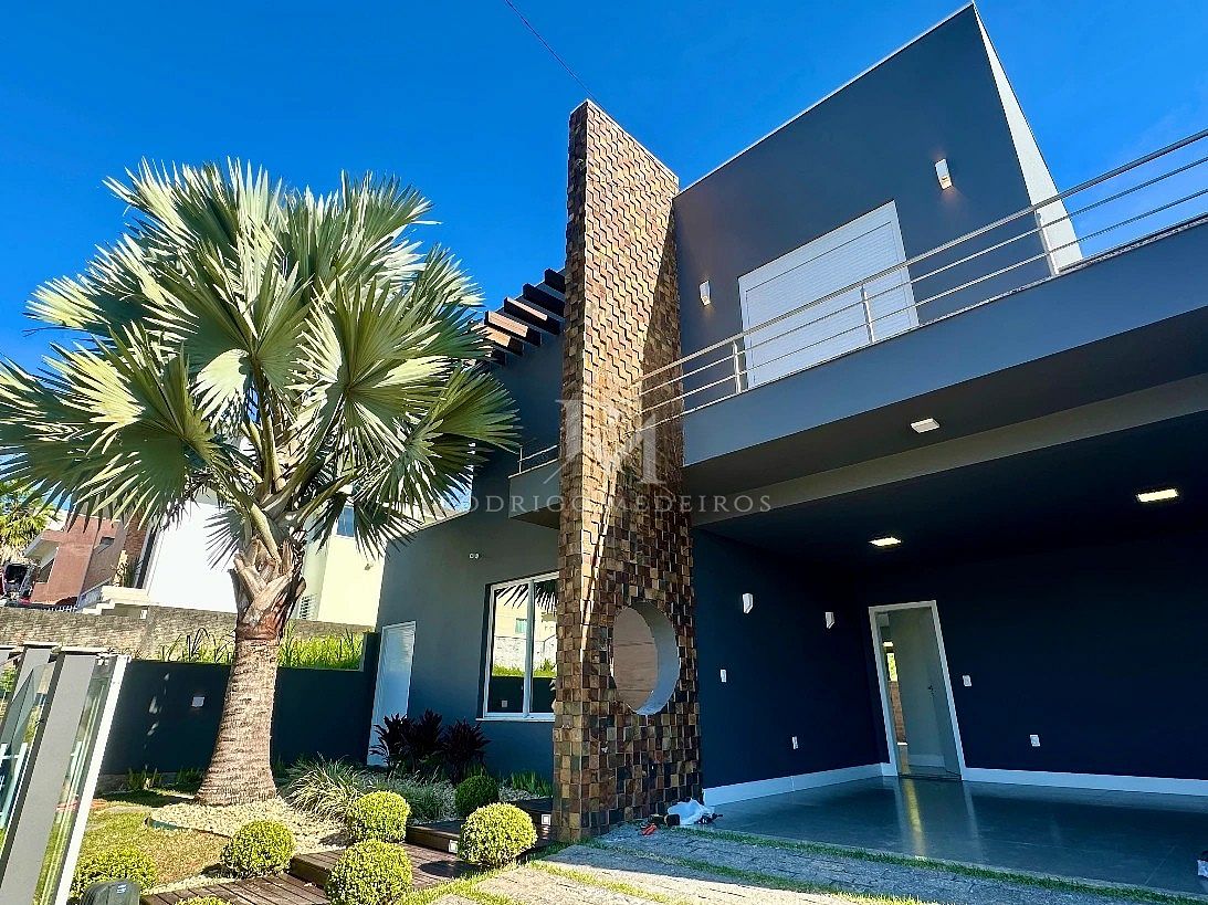 Casa com 3 quartos e suíte na Pedra Branca, Palhoça